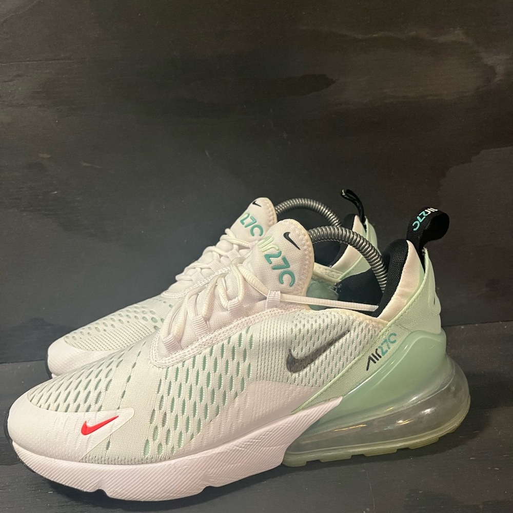 Nike Air Max 270 Womens Size 10 White Mint Foam Washed Teal Shoes DQ7652-100 - Picture 2 of 8